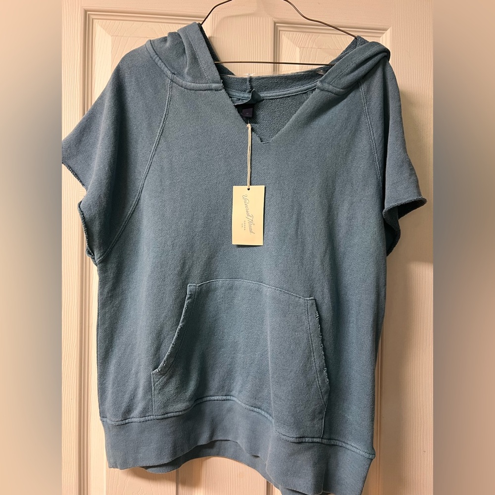 NWT!!  Distressed Sleeveless Hoodie- Universal Thread Blue M